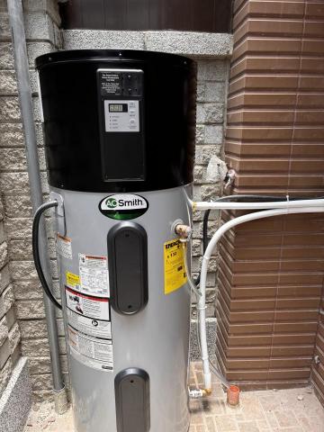 良澄工程-AOSmithh - 客戶家中安裝好的50加侖熱泵熱水器