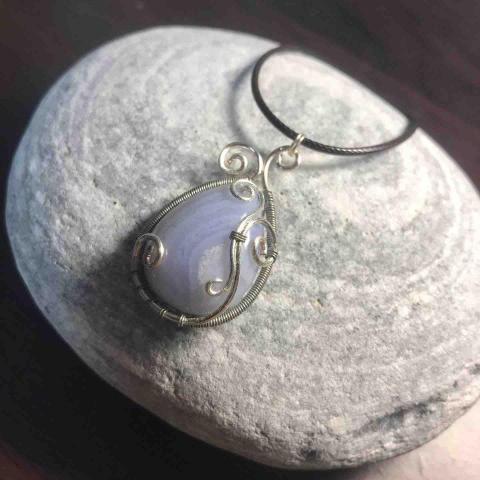 玉澗菓-銅線手作x晶礦 - 藍紋瑪瑙