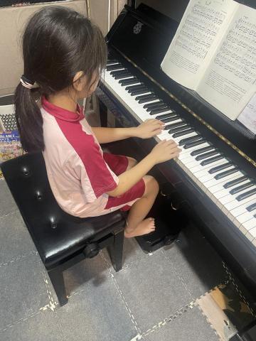 鴨鴨鋼琴工作室 - 