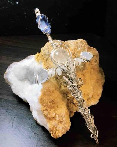 玉澗菓-銅線手作x晶礦 - 複合礦石-魔劍造型