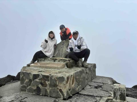 夏蕊童夢工坊 - 帶家教學生攀登玉山
