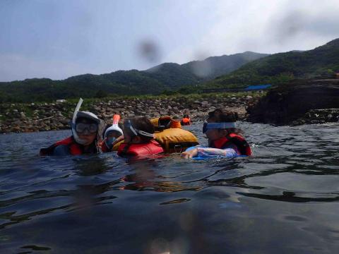 夏蕊童夢工坊 - 帶學生浮潛活動