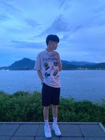 提供28服務的專家劉諺濬