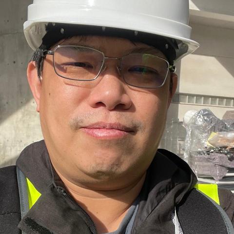 提供帳篷english服務的專家Pojiun HSU