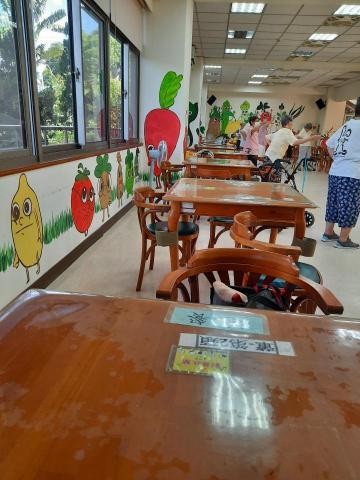 Wenling LIN - 陪伴照顧淡水區安老院95歲奶奶
等待外籍看護期間,照顧生活起居這是安老院每日的晨間運動 Wenling LIN - 陪伴照顧淡水區安老院95歲奶奶
等待外籍看護期間,照顧生活起居這是安老院每日的晨間運動