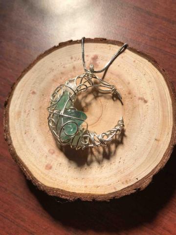 玉澗菓-銅線手作x晶礦 - 月亮造型-螢石