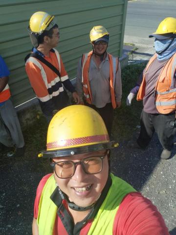 提供割草服務的專家陳俊皇