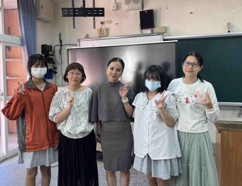 Satin時尚美學 - 擔任桃園會稽國中美業輔導講師（目前也是）