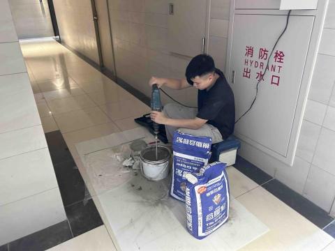 姚承少 - 壁磚空心灌注