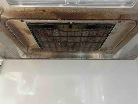 小宇個人清潔工作室 - 抽油煙機 施作前