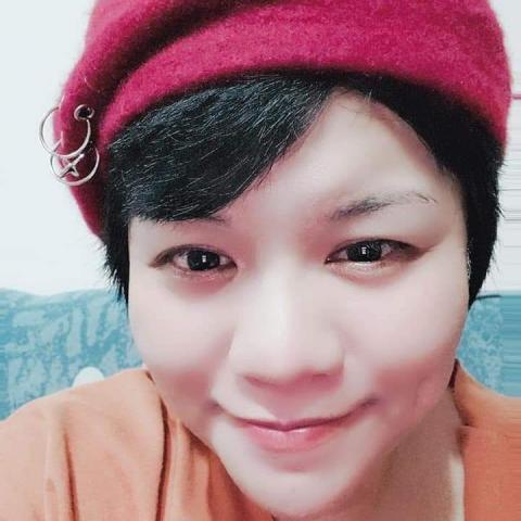 提供手工服務的專家熊米娜