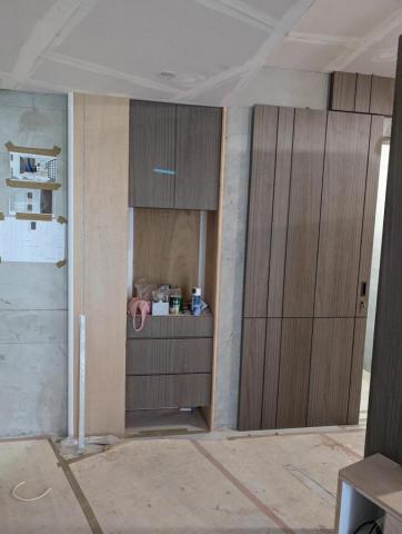 佳家工程行 - 懸浮門及置物空間