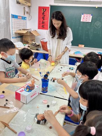 莉莉安Lilian - 美語補習班夏令營黏土手作（小1生）