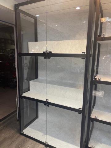 新雅家具有限公司 - 展示櫃