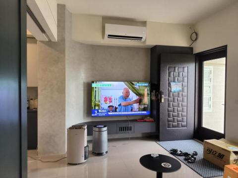 大台中室內裝修設計事務所 - 弧形電視牆