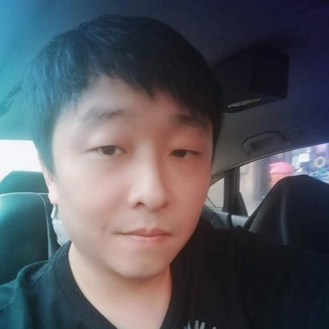 提供所得稅信用卡服務的專家林琦崴