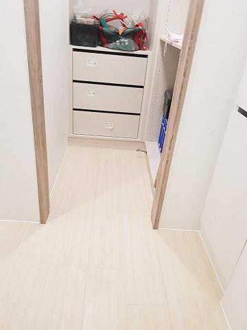 鴻達地板企業有限公司 - 