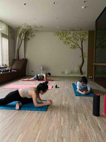 小庭｜健身教練｜瑜伽士 - 