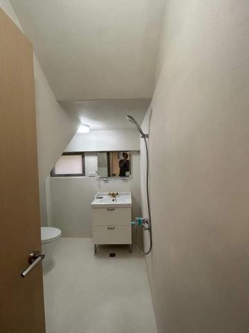 湧森油漆藝術塗料工程 - 浴室無縫微水泥（後）完成