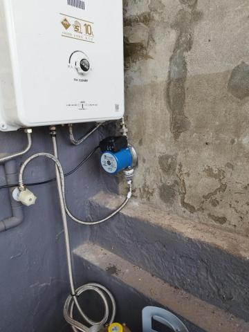 周昆興 - 熱水器加壓馬達安裝工程