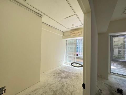 家油塗裝 - 林口童話世紀 百合白