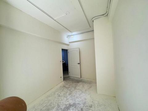 家油塗裝 - 林口 百合白 天花版立面牆噴漆