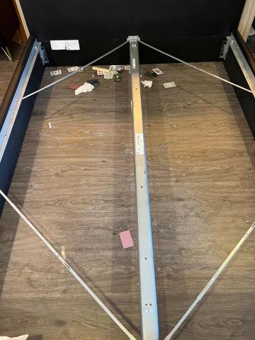 無蟎之家｜除蟎服務｜居家清潔｜裝潢細清 - 前照，床板的部分也會掀起來清過