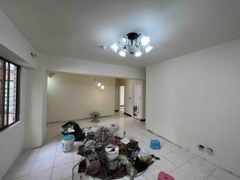 小Q  油漆工程 - 三房一廳撿補修進場