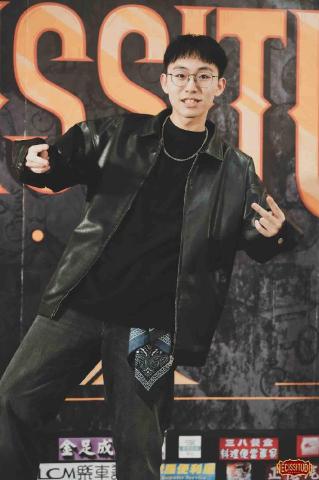 劉峻銘 - 生活照2