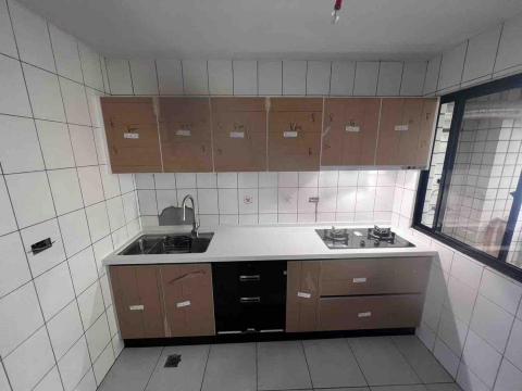 提供系統廚具桃園服務的專家黃俊傑