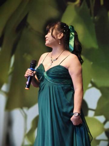 黃姳瑄（帽帽彩妝造型） - 貴婦的表演妝髮造型