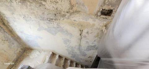 秝研油漆 防水工程 - 新竹縣湖口安宅一街，虹牌油性漆（平光白）施工中