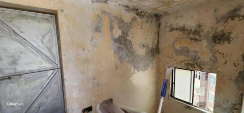 秝研油漆 防水工程 - 新竹縣湖口安宅一街，虹牌油性漆（平光白）施工中