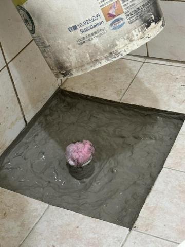 董致宏 - 廁所局部防水工程