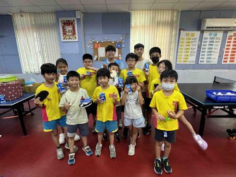 瘋乒乓桌球館 - 我們與徐薇有約