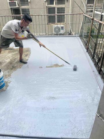 玖佰益時尚防水公司 - 施工中黃勇素質過程