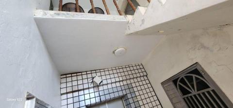 秝研油漆 防水工程 - 新竹縣湖口安宅一街，虹牌油性漆（平光白）施工中