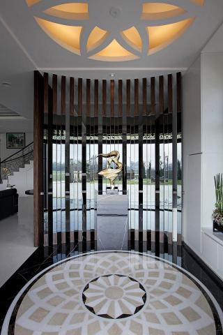 赫亞室內裝修設計工程有限公司 - 玄關端景