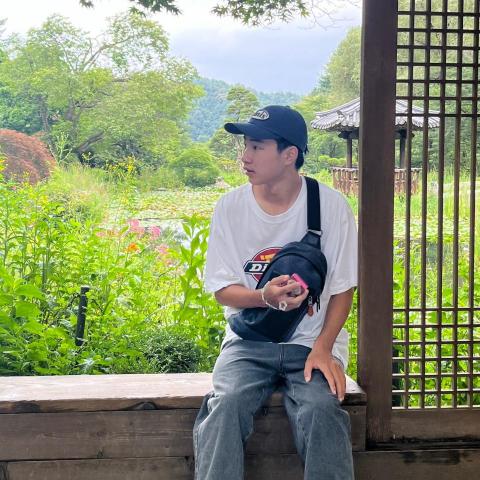 提供deeplpro破解服務的專家黄振棕