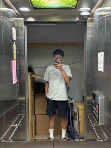 竣凱老師 - 圖書館志工