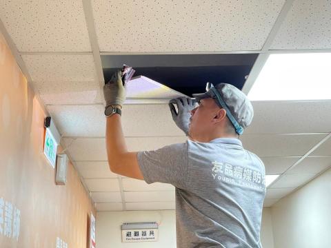 友品病媒防治企業社 - 鼠害防治/檢查鼠跡並投放鼠餌