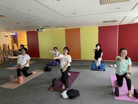 Chin.yoga - 企業包班教學 Chin.yoga - 企業包班教學