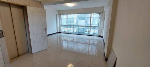 李嘉芸 - 這間是2022年6月取得的法拍屋,地點位於平鎮的電梯透天 李嘉芸 - 這間是2022年6月取得的法拍屋,地點位於平鎮的電梯透天