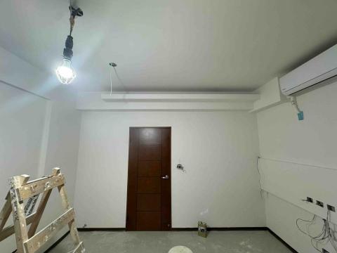 丞采工程行 - 3.8坪封板，全室油漆完成面☑️