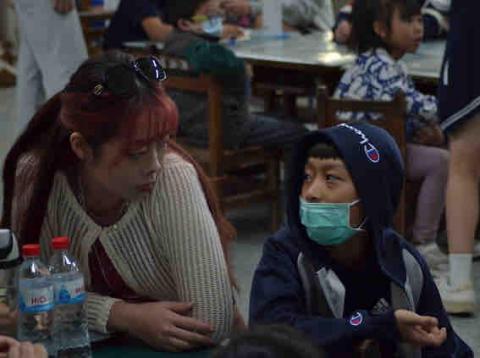 繆秝 - 國小寒假教課