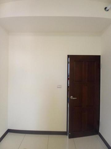 秝研油漆 防水工程 - 新竹縣竹北市，社區：蔚藍雅築，全室虹牌乳膠漆（百合白）不含天花板+除霉+防水+浴室矽立康，施工前