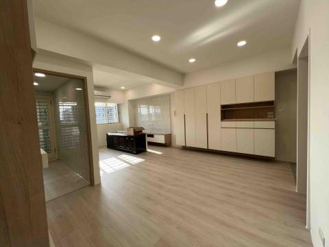 溫地工事室內設計裝修 - 老屋翻新｜系統櫃、超耐磨地板、木作天花