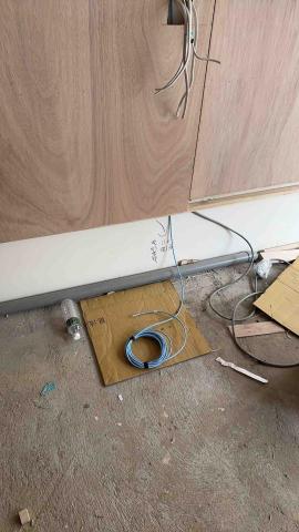 元宇通訊工程行 - 裝潢場代工拉線