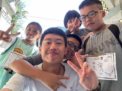 梁崴翔 - 曾到偏鄉服務