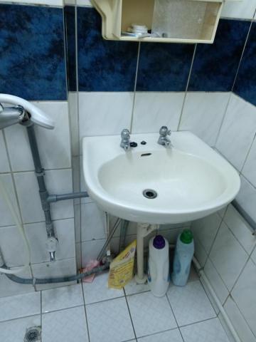 李詠彤 - 浴室清潔前